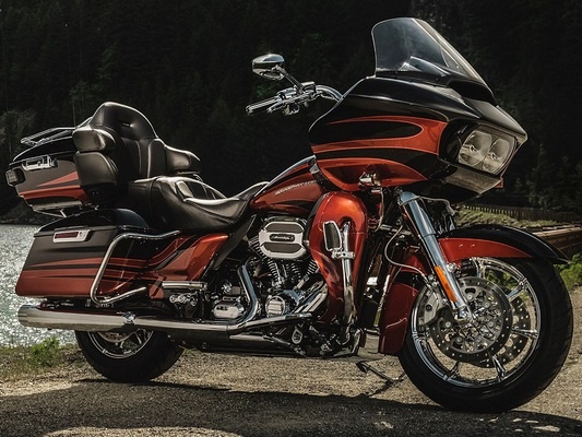 Фото мотоцикла Harley-Davidson CVO Road Glide Ultra